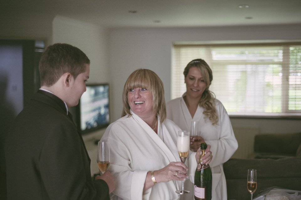 Nicola scott uk wedding photographs (13)